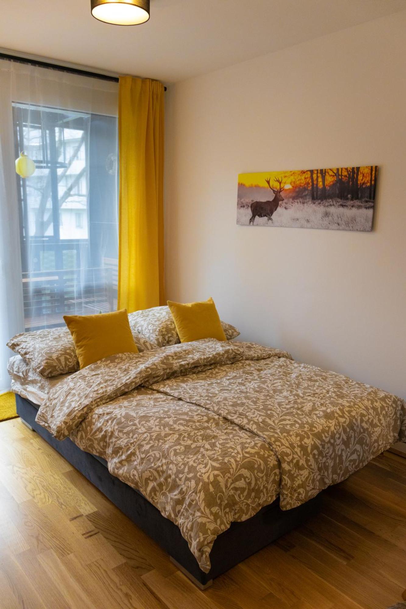 Danube City Lodge, Uptown, A/C Виена Екстериор снимка