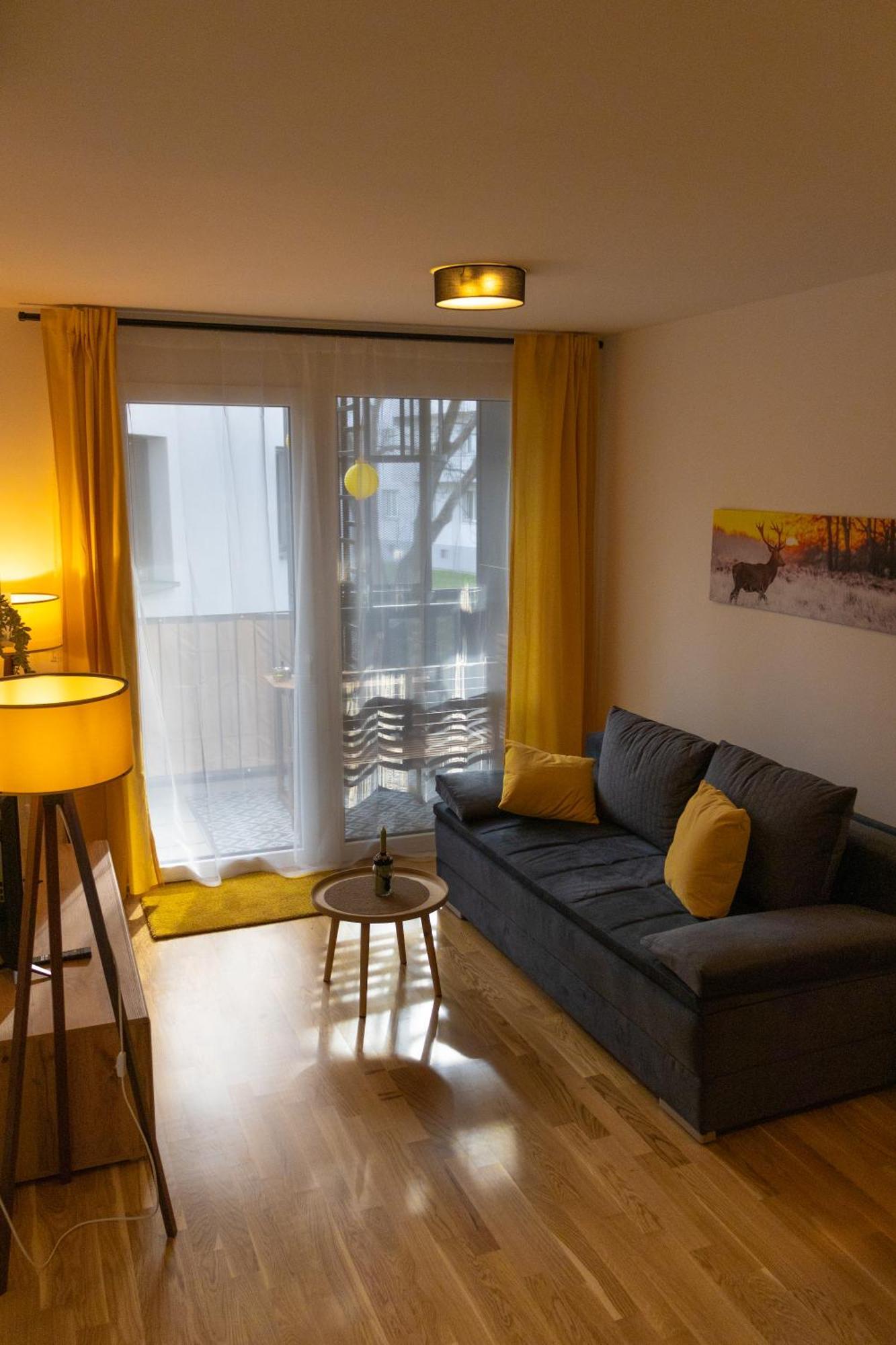 Danube City Lodge, Uptown, A/C Виена Екстериор снимка